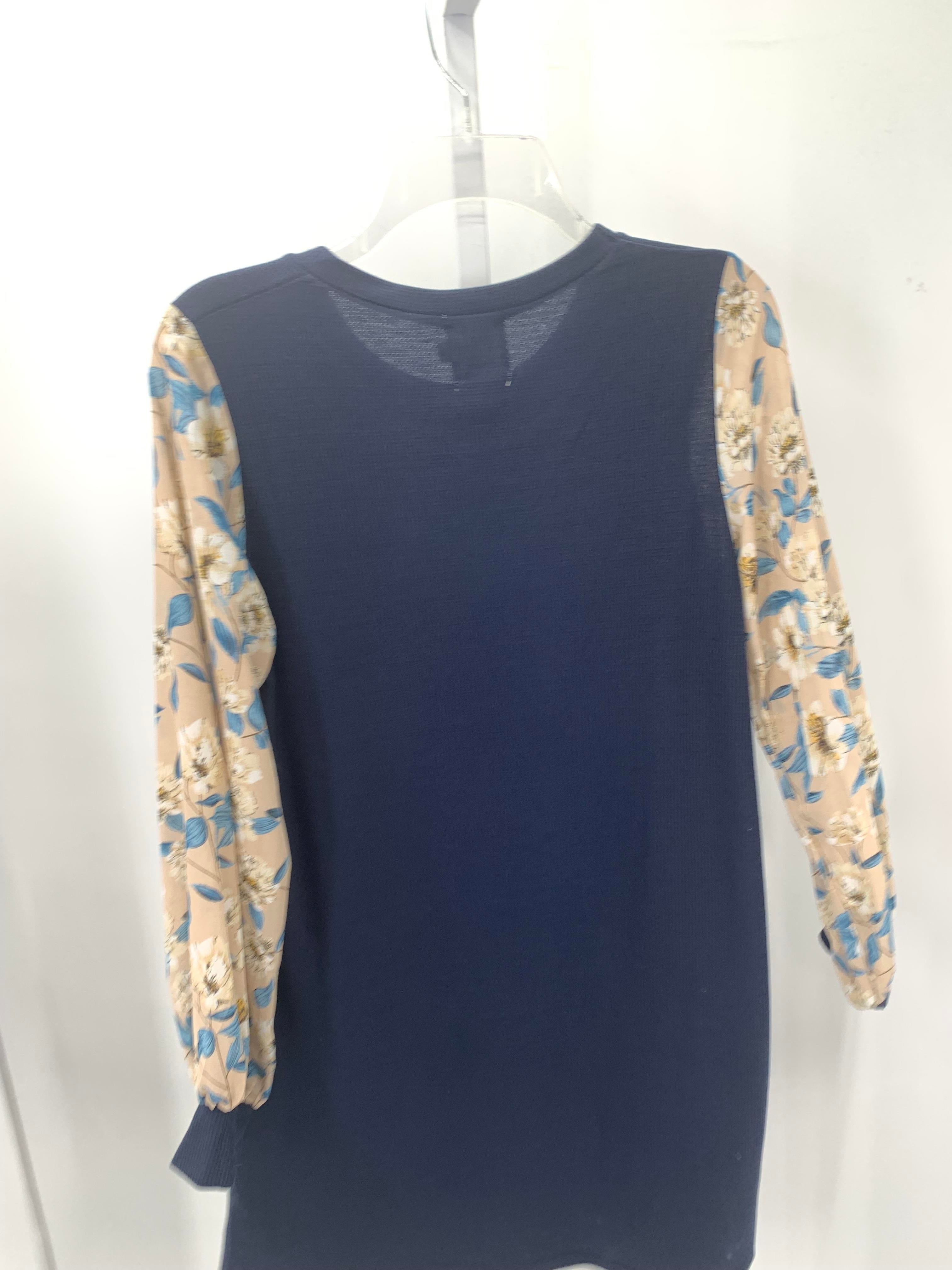 Size Small Misses Long Sleeve Dress