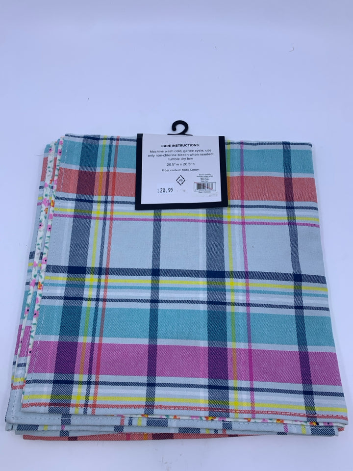 4 NEW PLAID PASTEL NAPKINS-VERA BRADLEY