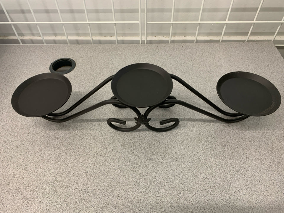 3 TIER PILLAR WROUGHT IRON CANDLE HOLDER.