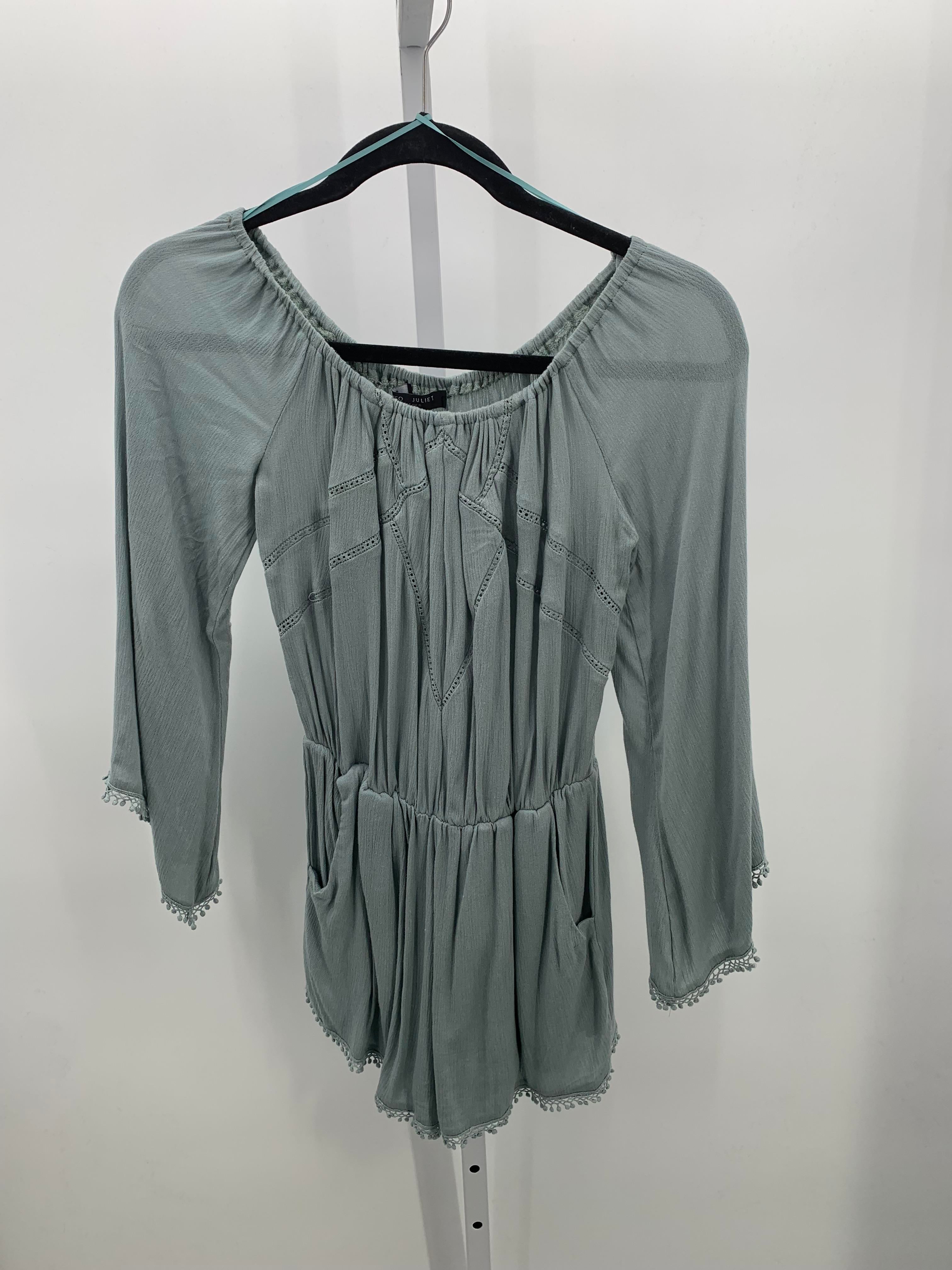 Romeo & Juliet Size Small Misses Jumper
