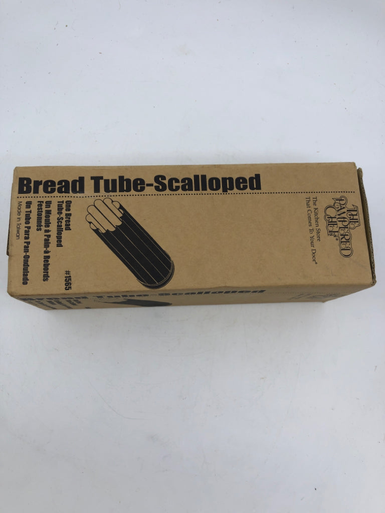 NIP PAMPERED CHEF BREAD TUBE-SQUARE.