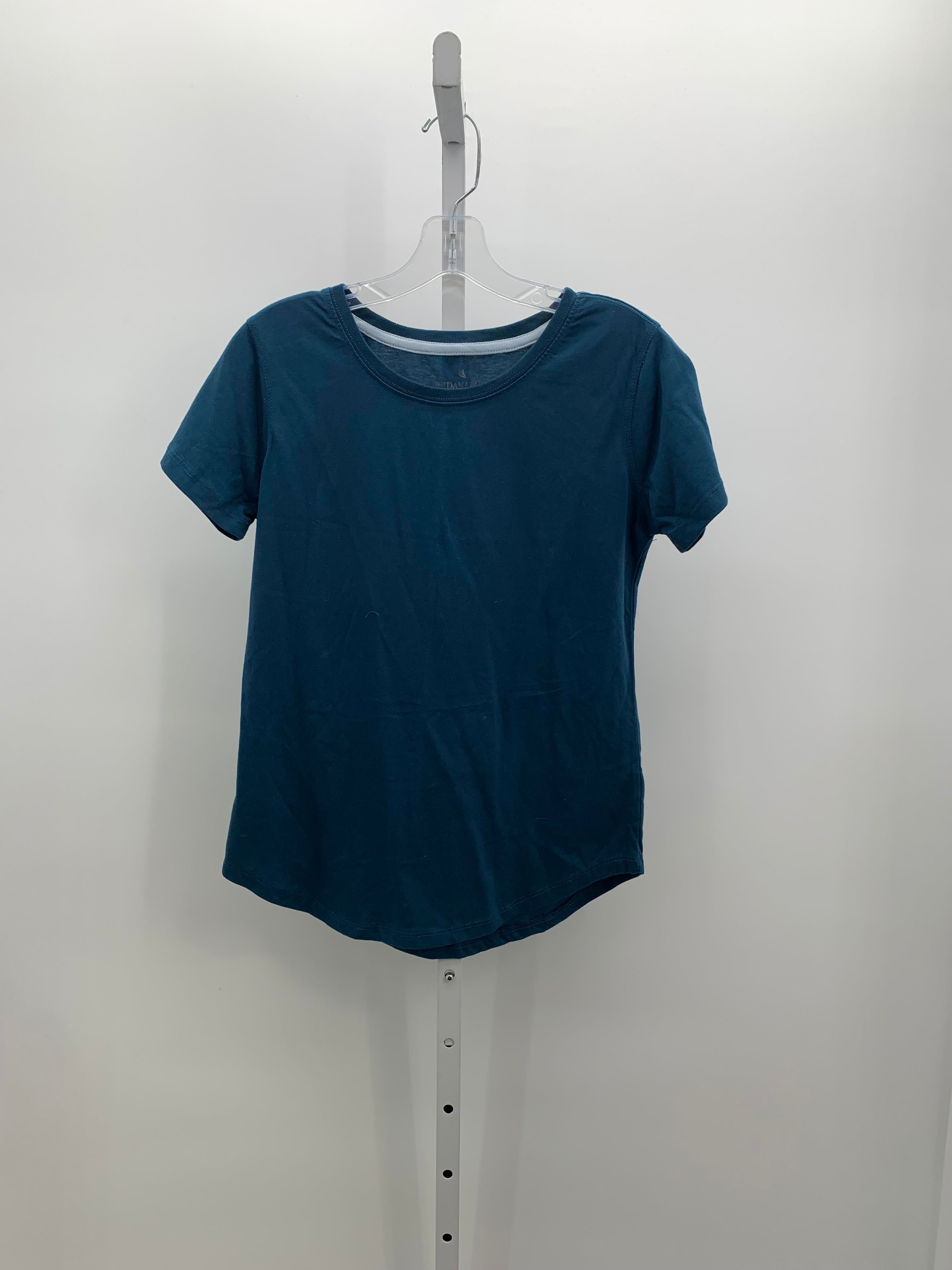 Size Medium Misses Short Sleeve Shirt