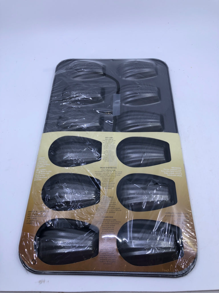 NIP MADELEINE PAN