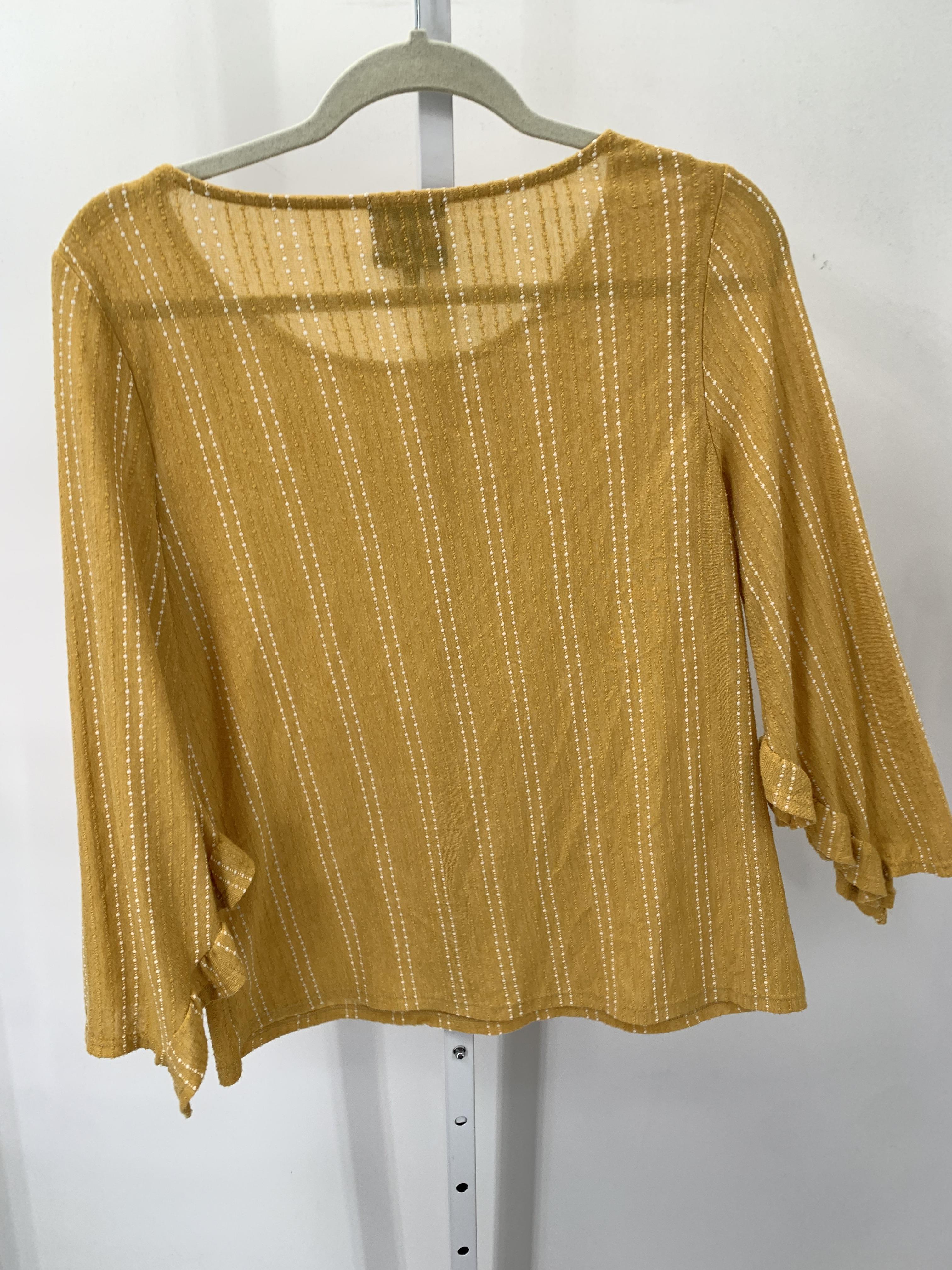 W5 Size Medium Misses 3/4 Sleeve Shirt