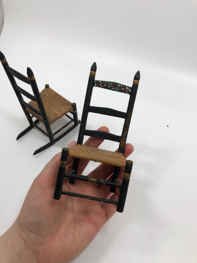 VTG 2PC DOLL ROCKING CHAIR/LADDER BACK.