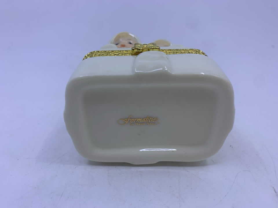 ANGEL BABIES TRINKET BOX FORMALITIES.