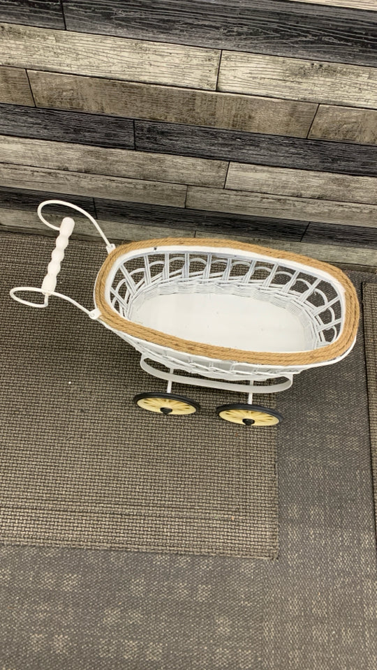 WICKER WOVEN DOLL CARRIAGE DECOR.