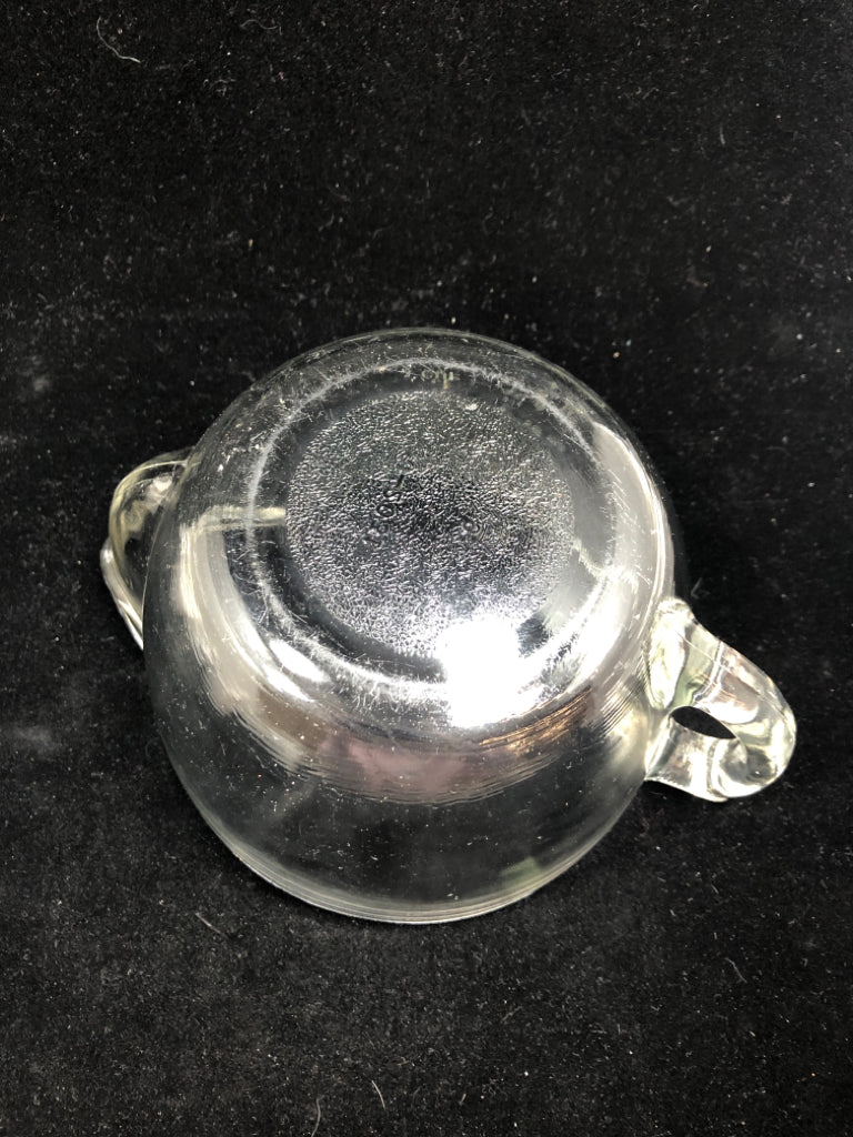 VTG GLASBAKE 4 CUP MEASURING CUP.