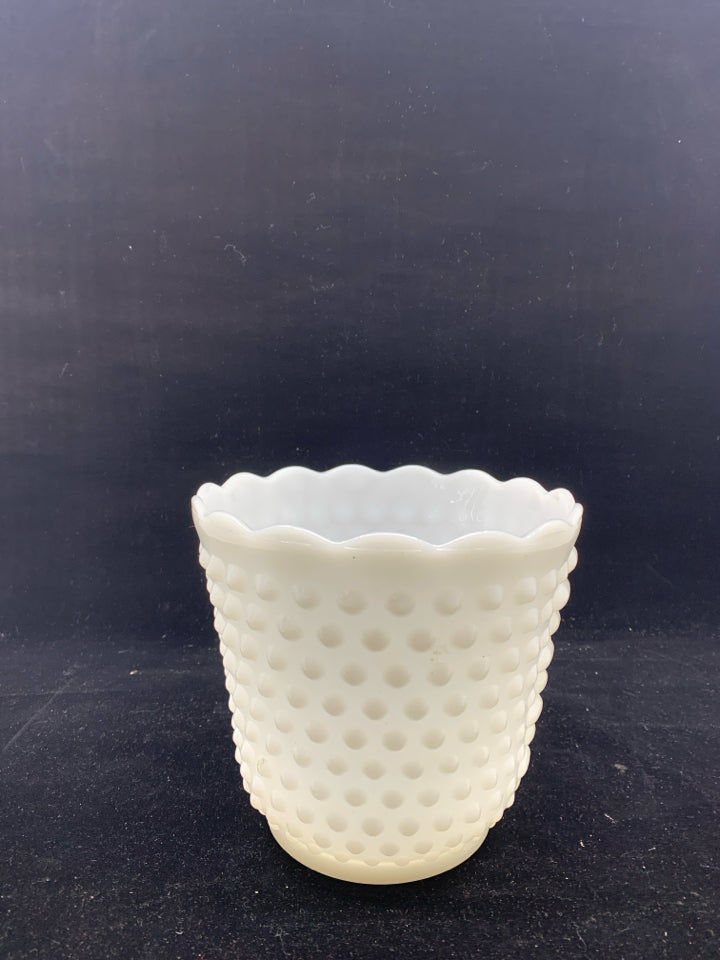 VTG MILK GLASS HOBNAIL SCALLOP EDGE PLANTER.