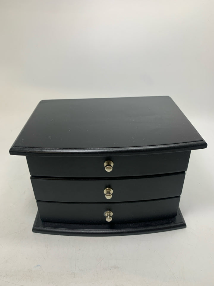 2 DRAWER LIFT TOP JEWELRY BOX.