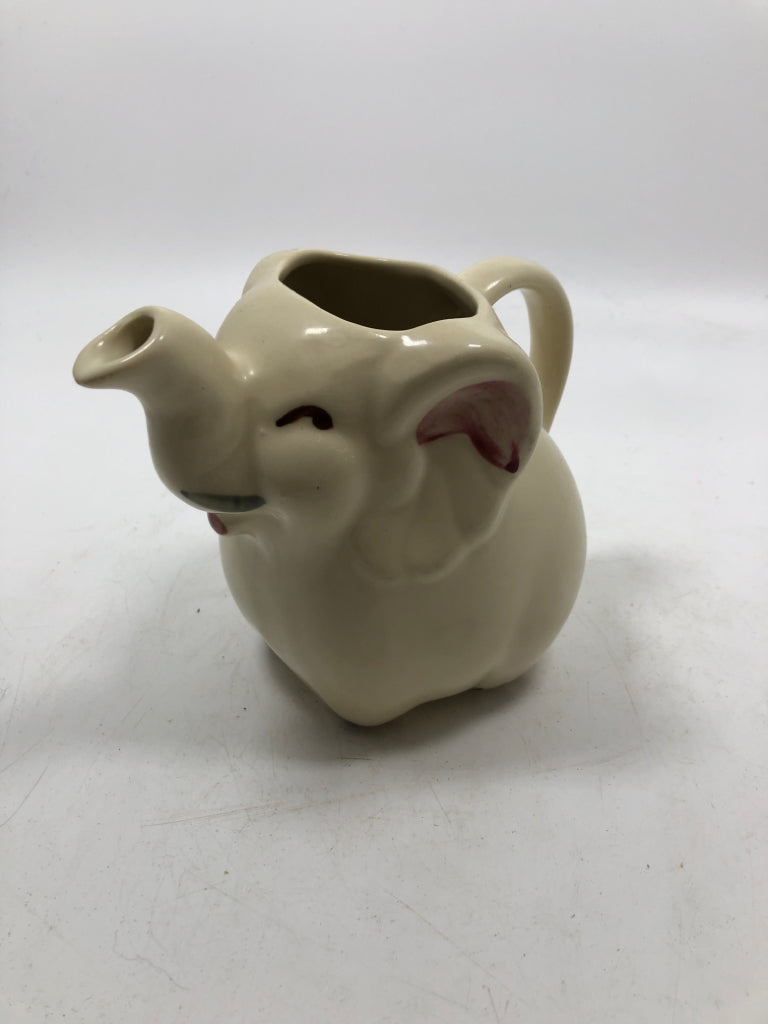 CERAMIC ELEPHANT CREAMER.