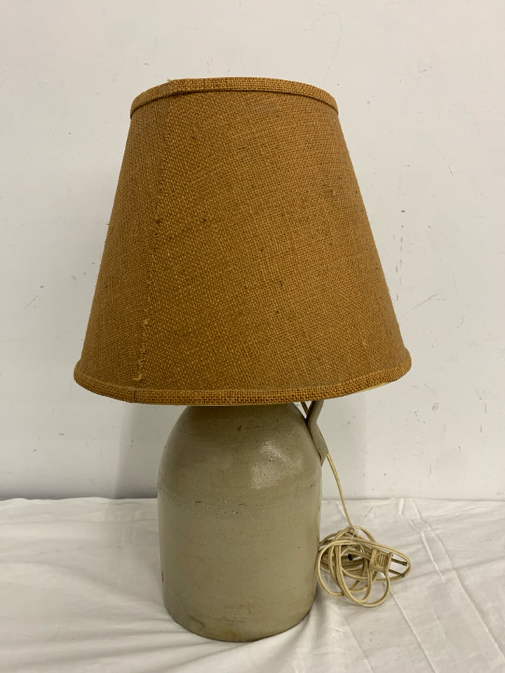 VTG TAN JUG W BURLAP SHADE.