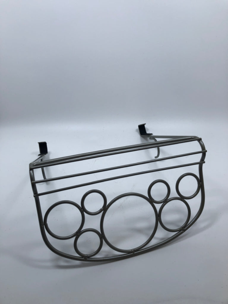 HANGING HAIR TOOL ORGANIZER.