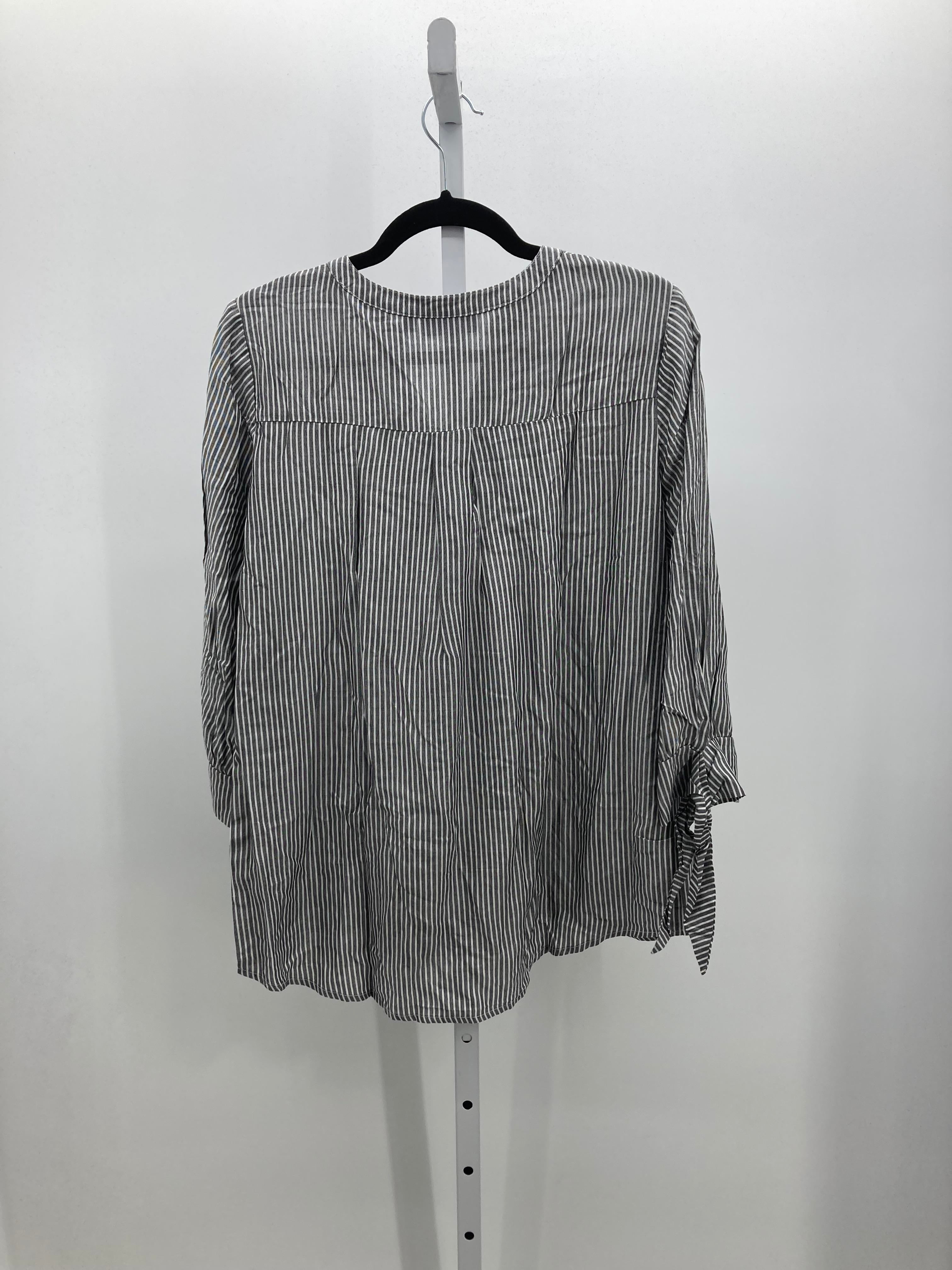 Apt. 9 Size Large Misses 3/4 Sleeve Shirt