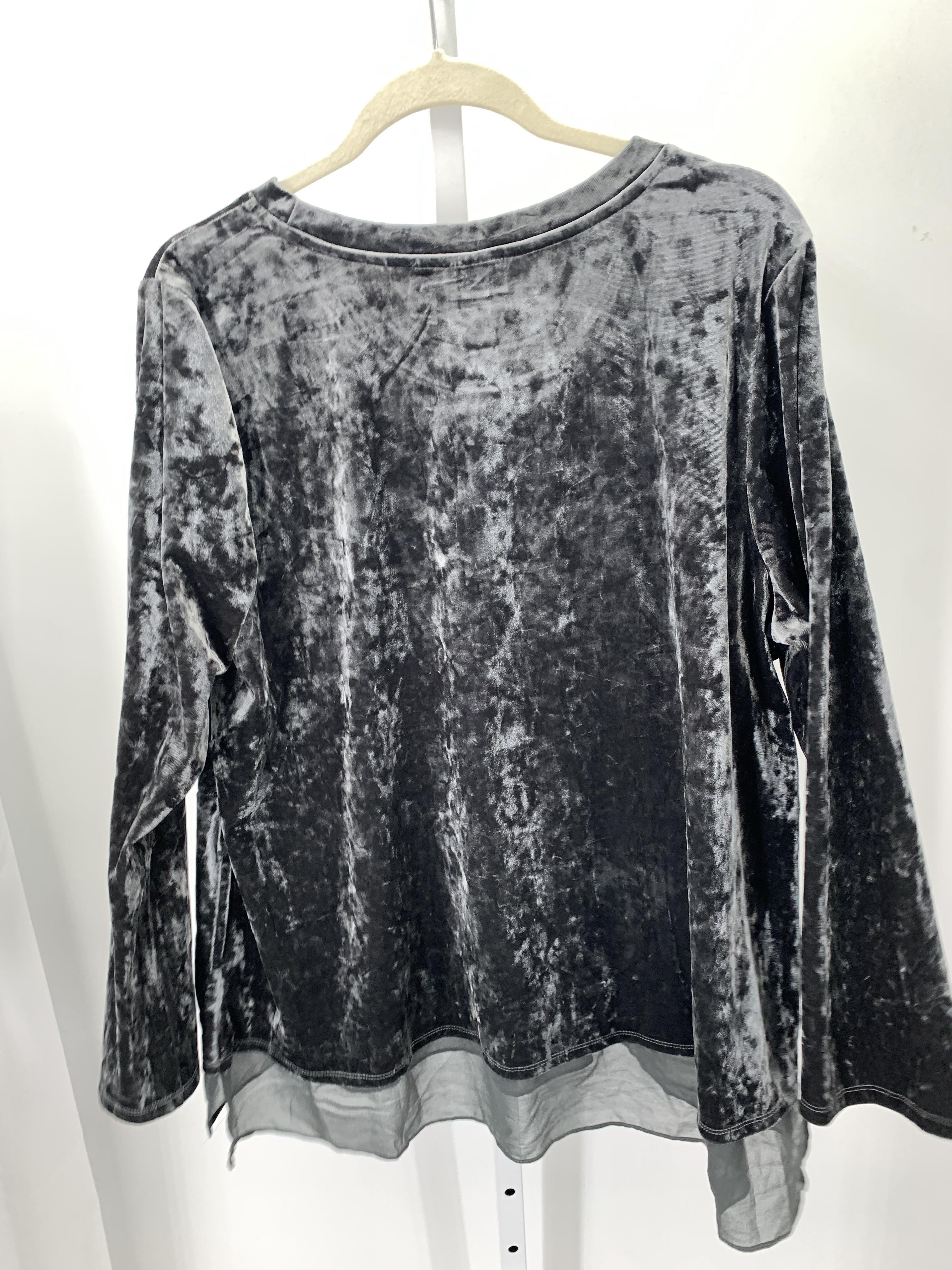 LOGO Size Extra Large Misses Long Sleeve Shirt