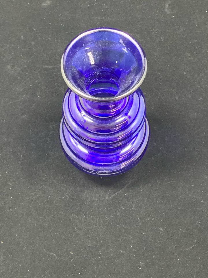 BLUE RIBBED GLASS VASE MADE IN THE USA.