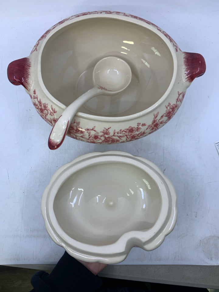 IVORY & RED FLORAL CERAMIC W/ SPOON.