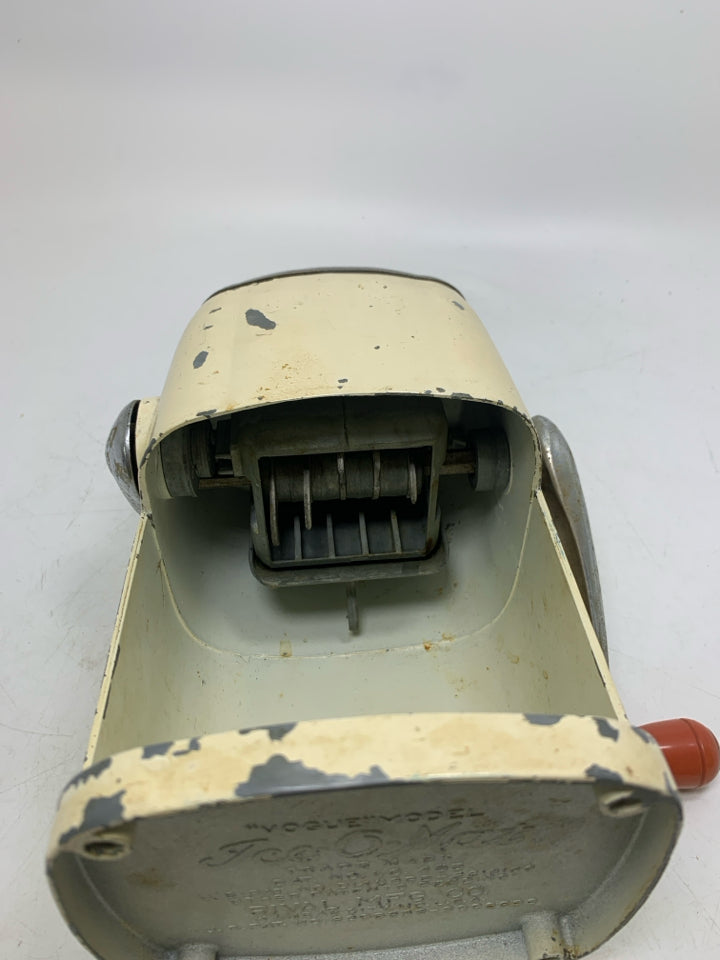 VTG ICE-O-MAT VOGUE MODEL MANUAL ICE CRUSHER.