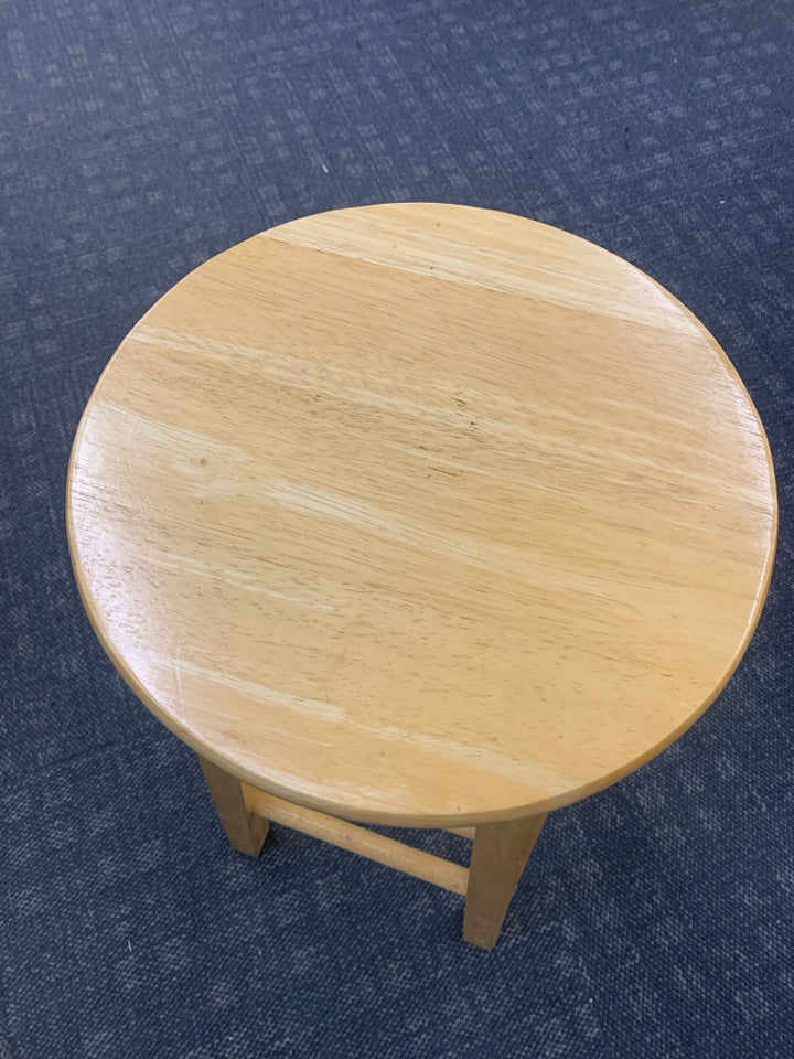 2 SOLID WOOD BAR STOOLS.