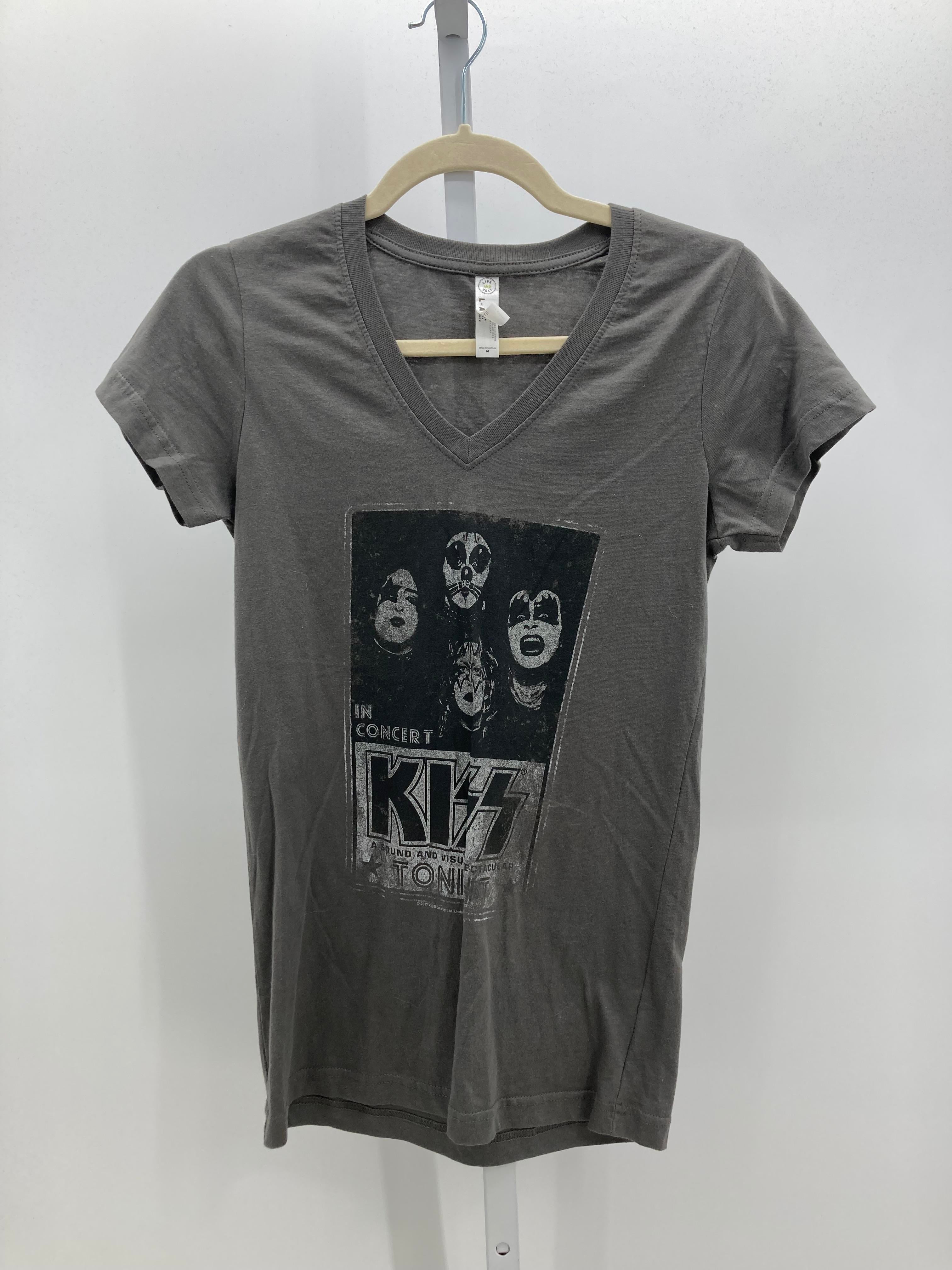 Size Medium Juniors Short Sleeve Shirt