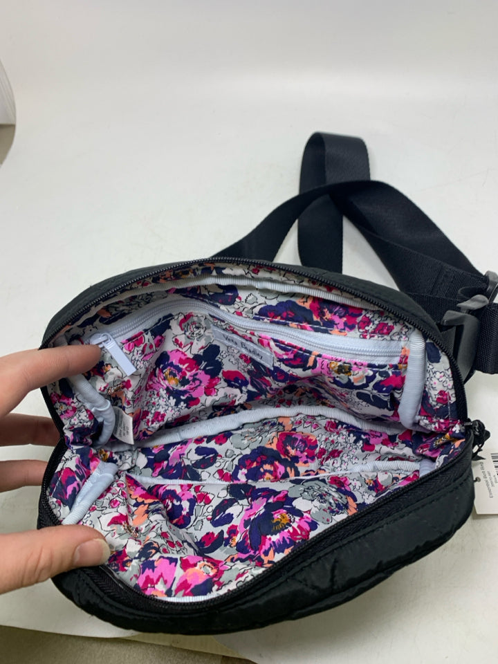 Vera Bradley Essential Belt Bag - New With Tags