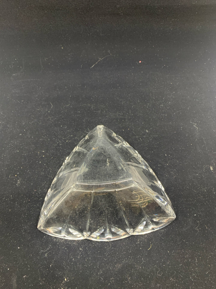 TRIANGLE GLASS BOWL.