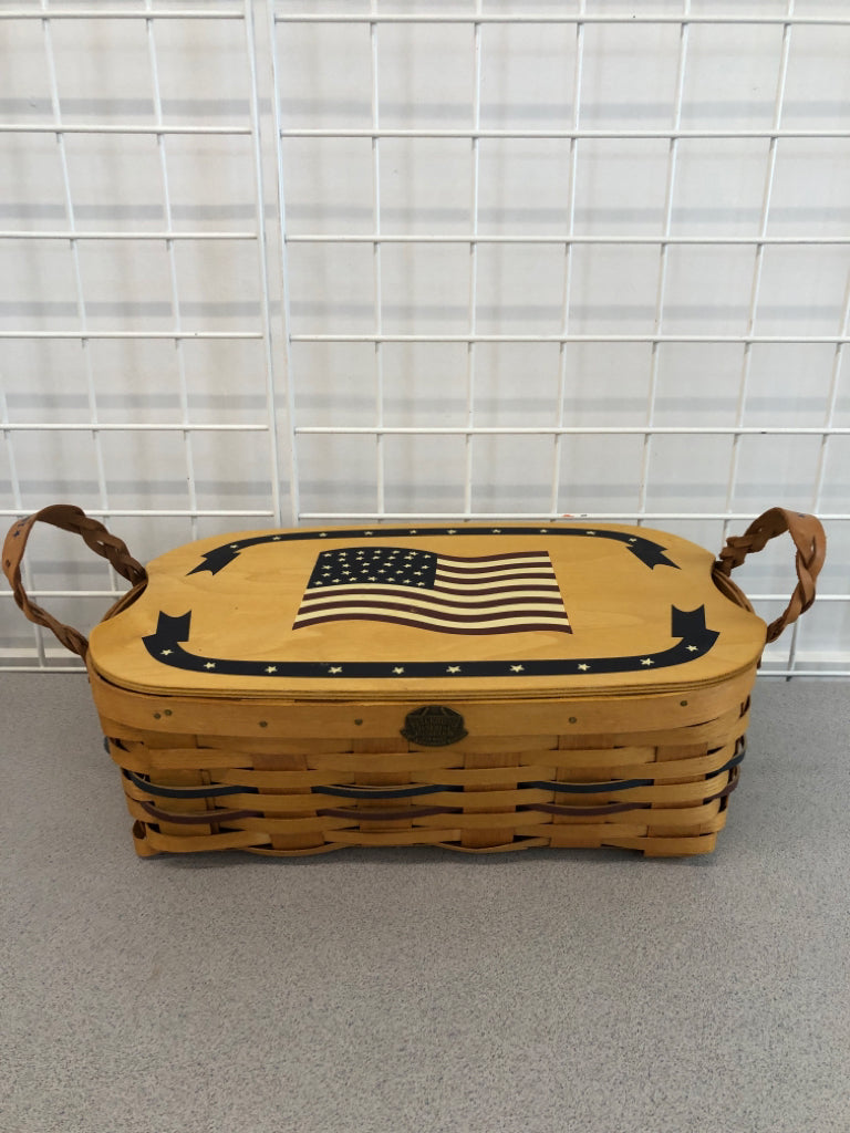 SERVING BASKET W/AMERICAN FLAG LID AND PLASTIC INSERT.