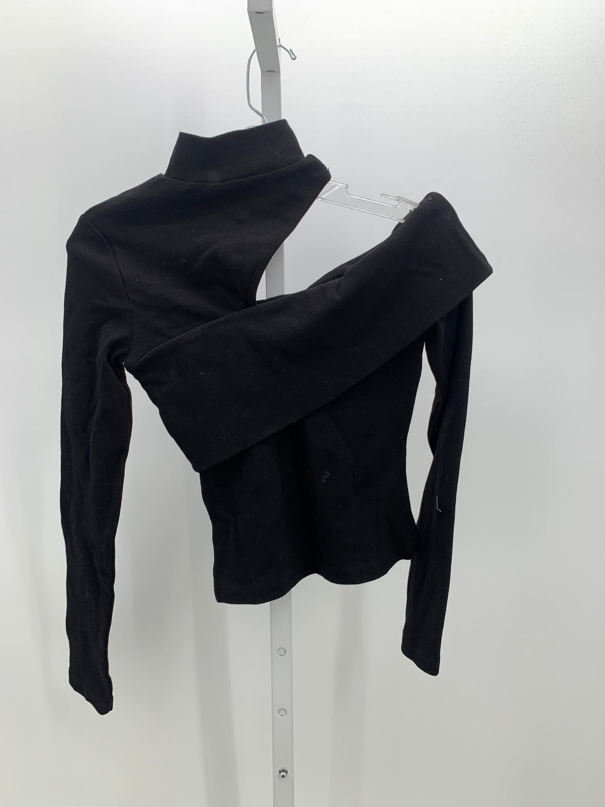 Size 6 Juniors Long Sleeve Shirt