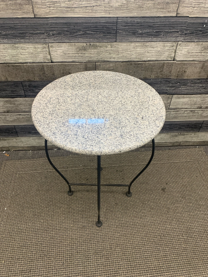 ROUND WHITE/BLACK MARBLE PLANT TABLE.