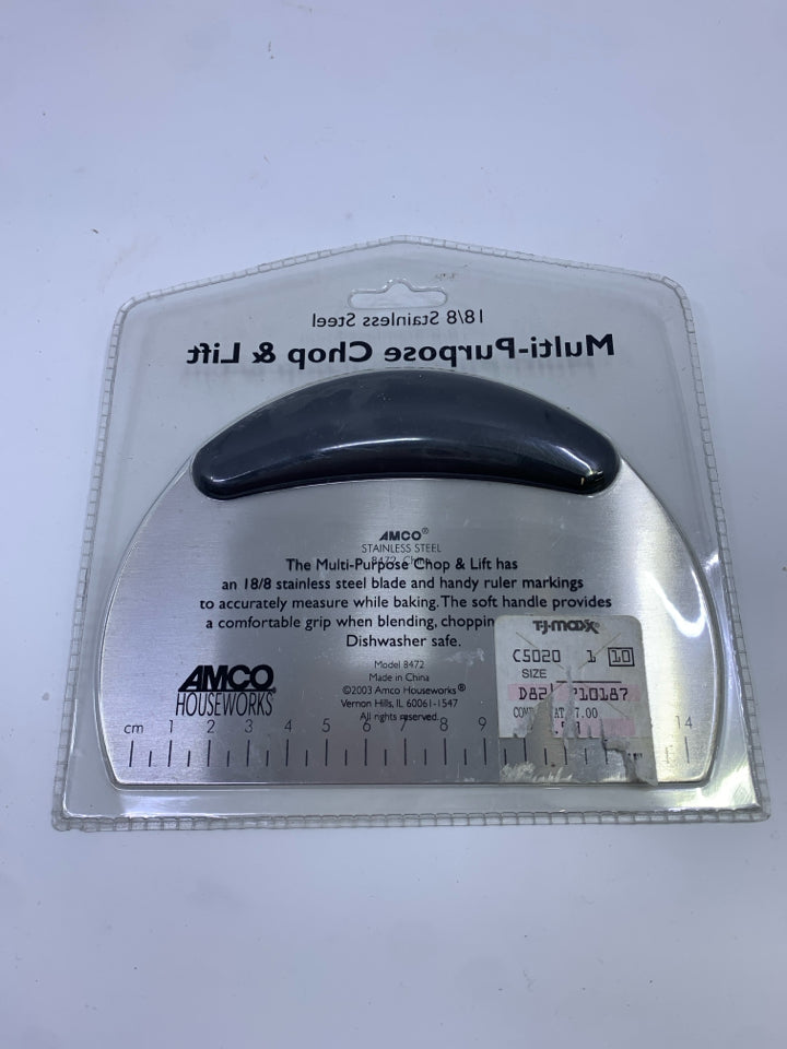 NIP MULTI-PURPOSE CHOP & LIFT STAINLESS STELL TOOL.