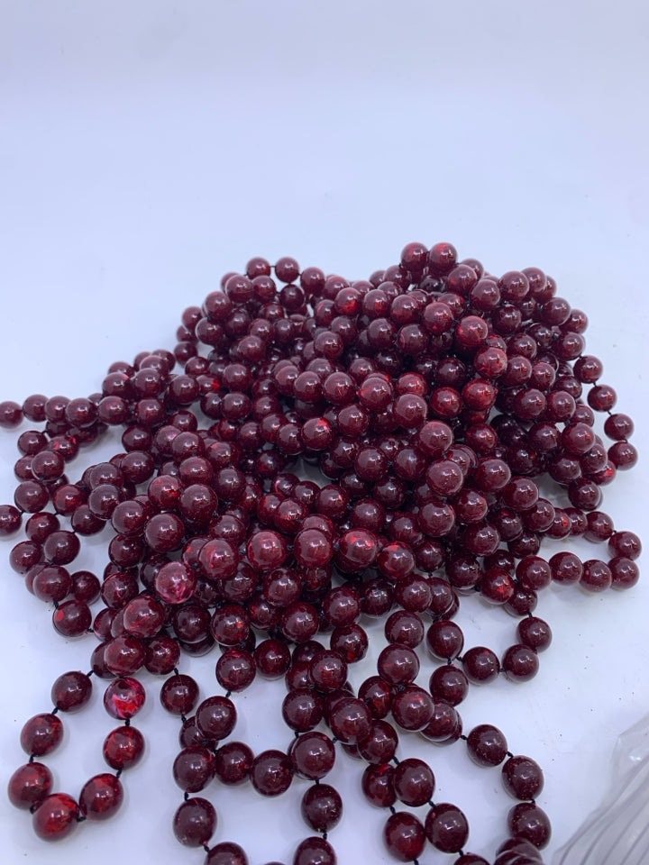 CRANBERRY GARLAND.