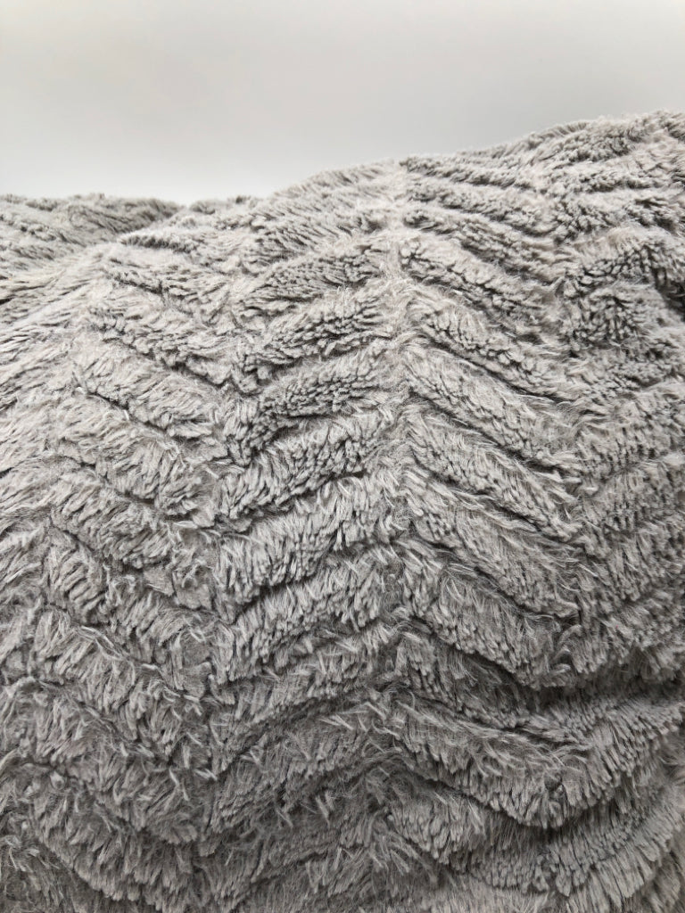 FLUFFY GRAY PILLOW.