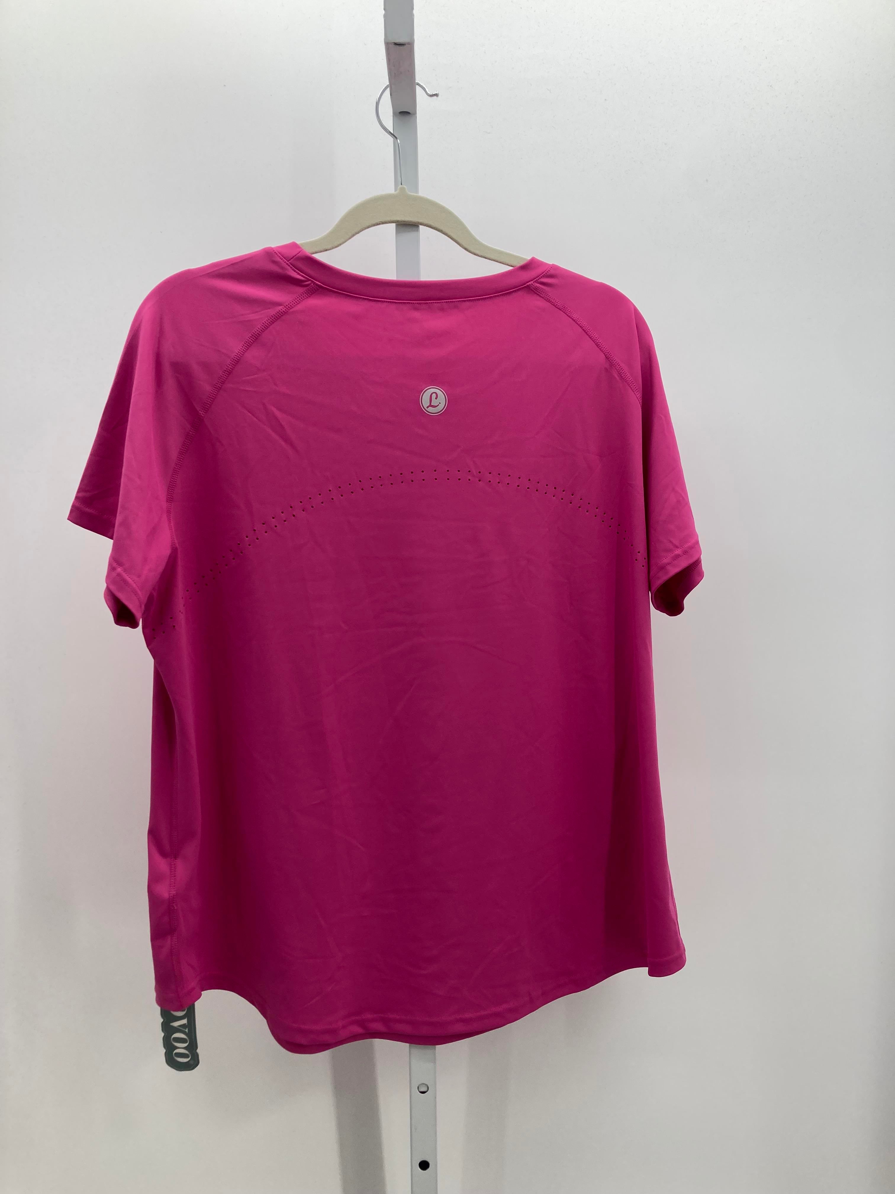 Size Extra Large Misses Short Sleeve Shirt