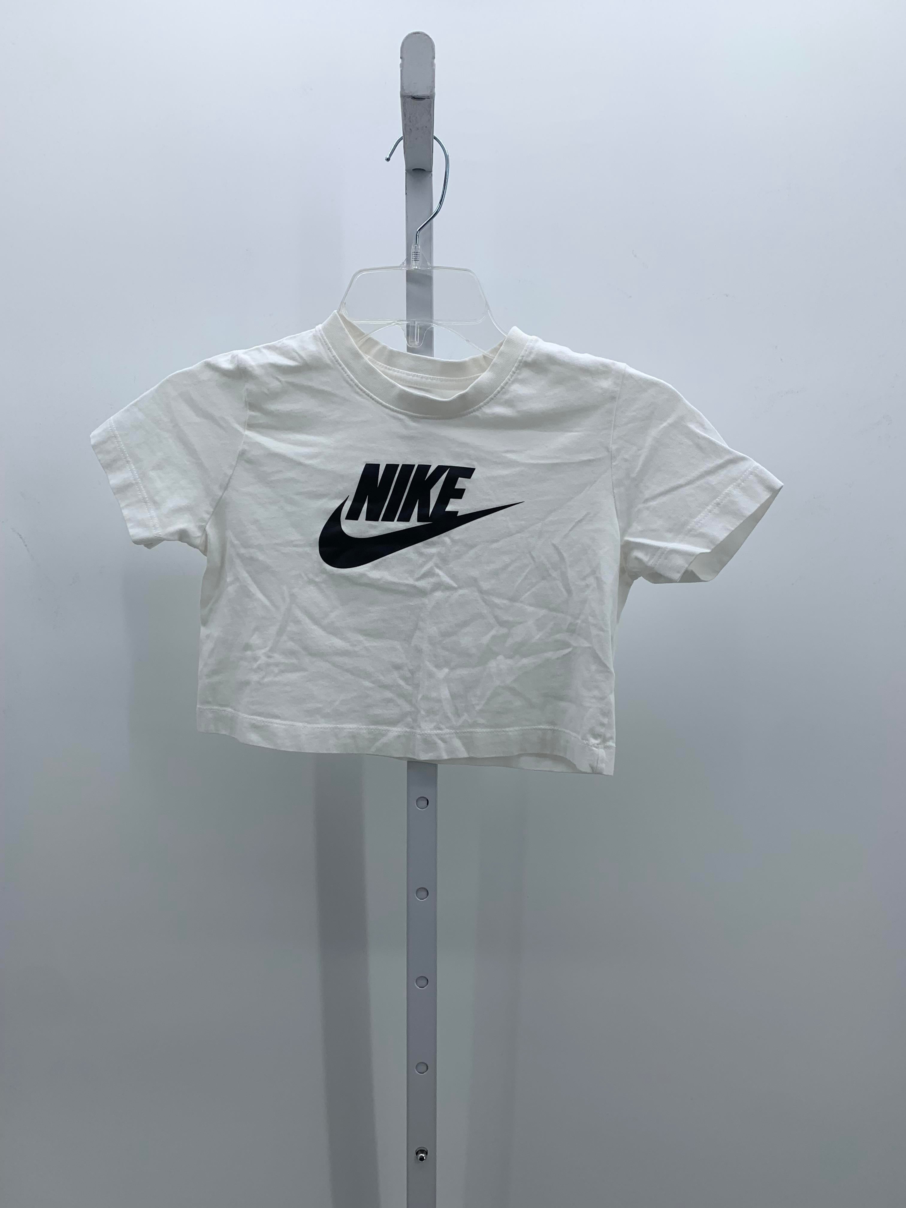 Nike Size 8-10 Girls Short Sleeve Shirt