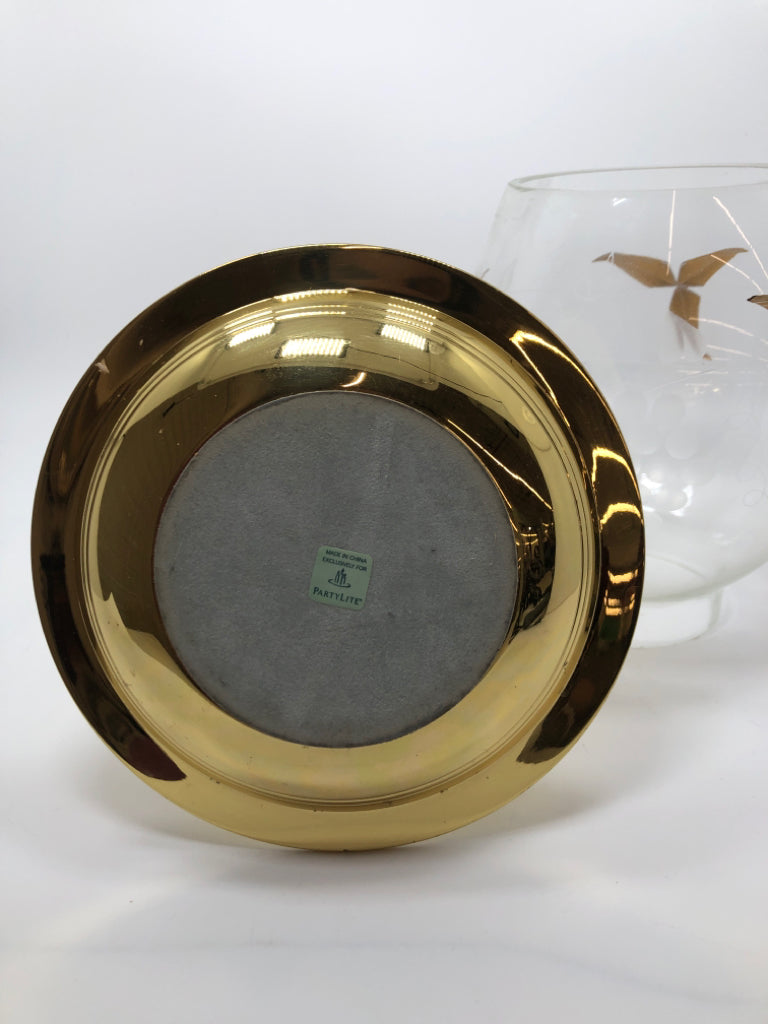 POLISHED BRASS HURRICANE LAMP W/ETCHED GLASS SHADE.