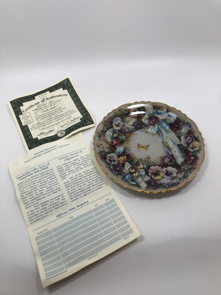 VTG "CIRCLE OF JOY" PLATE- BRADFORD EXCHANGE