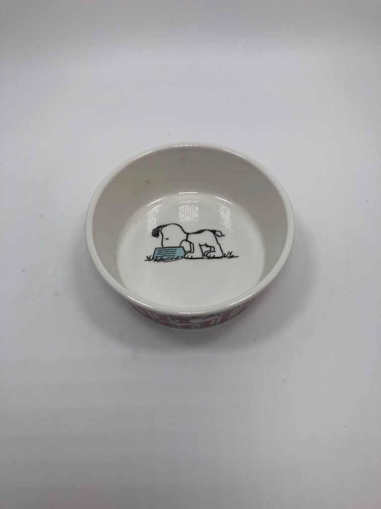 SNOOPY CERAMIC PET FOOD BOWL.