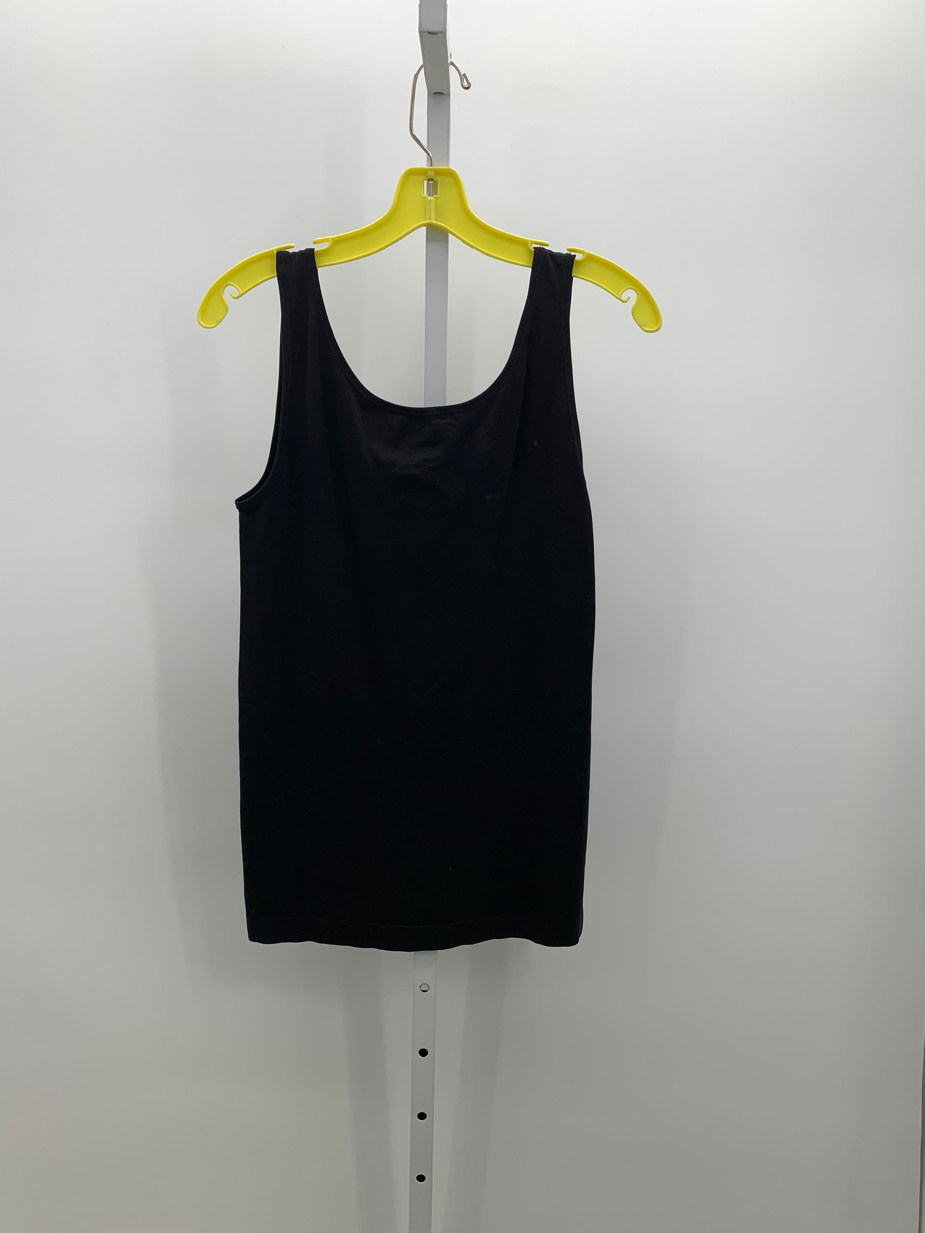 Apt. 9 Size Large Misses Tank