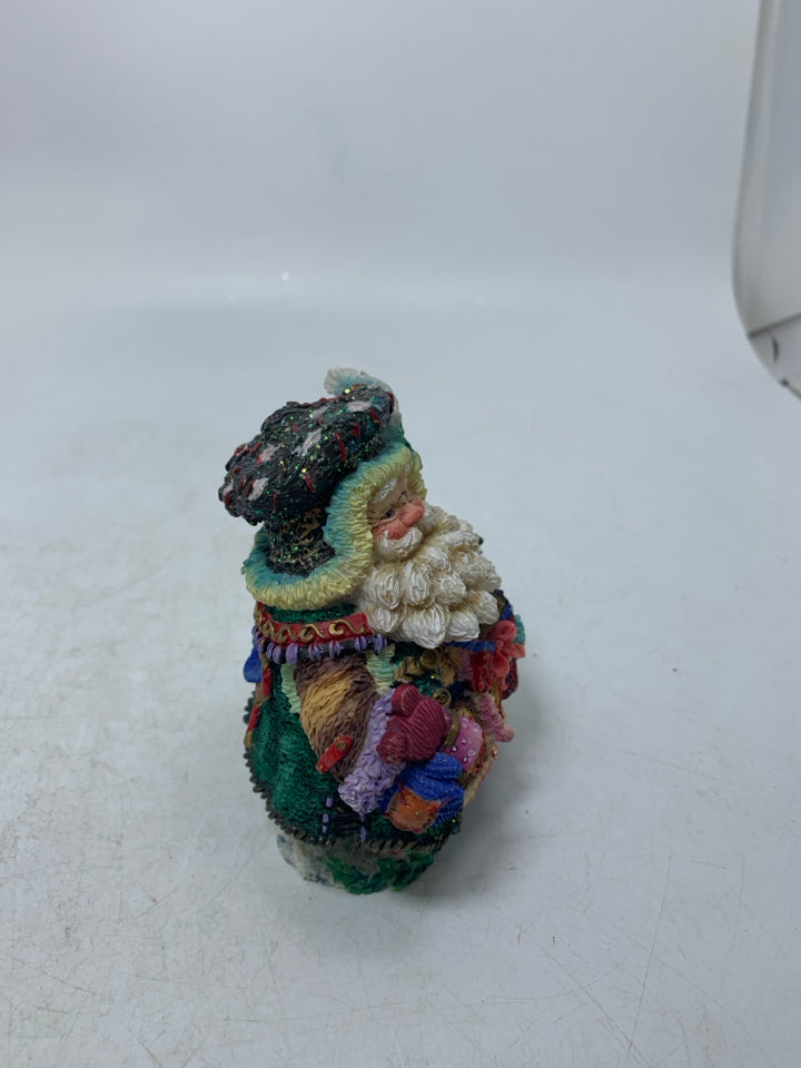 VTG CRINKLE CLAUS "PARIS CRINKLE" RESIN SANTA.