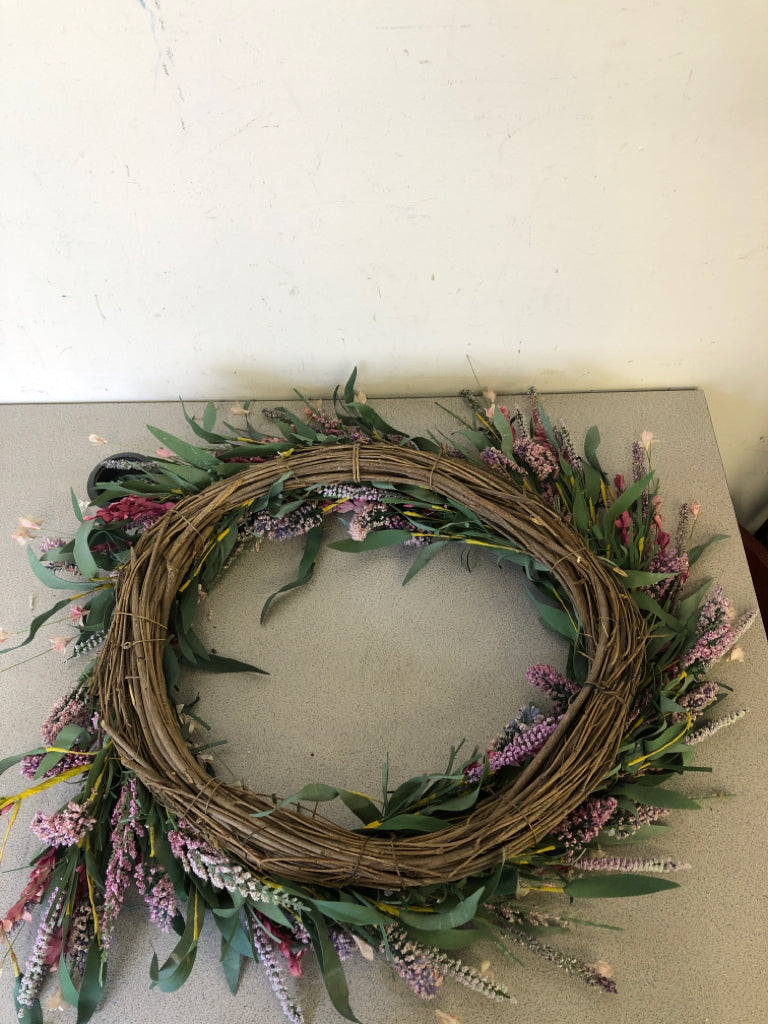 PINK/BLUE FLOWERS W/ LONG LEAVES WREATH.