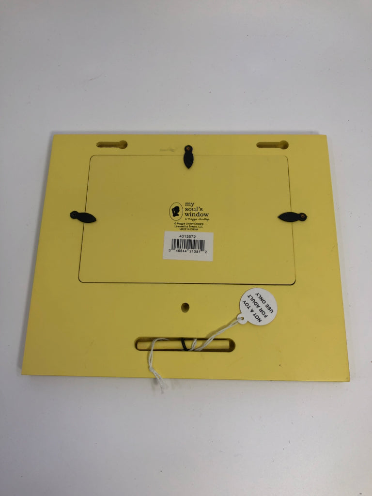 NWT YELLOW "SMILE" PHOTO FRAME.