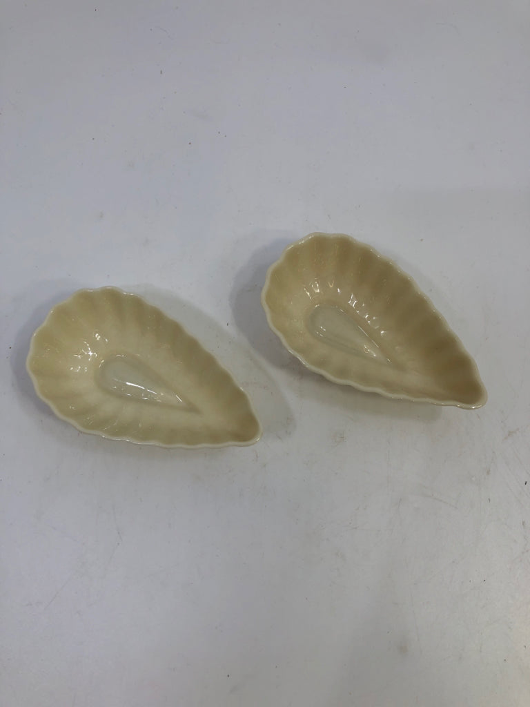 2PC VTG BELLEEK TEAR-SHAPED OPEN SALT DISH.
