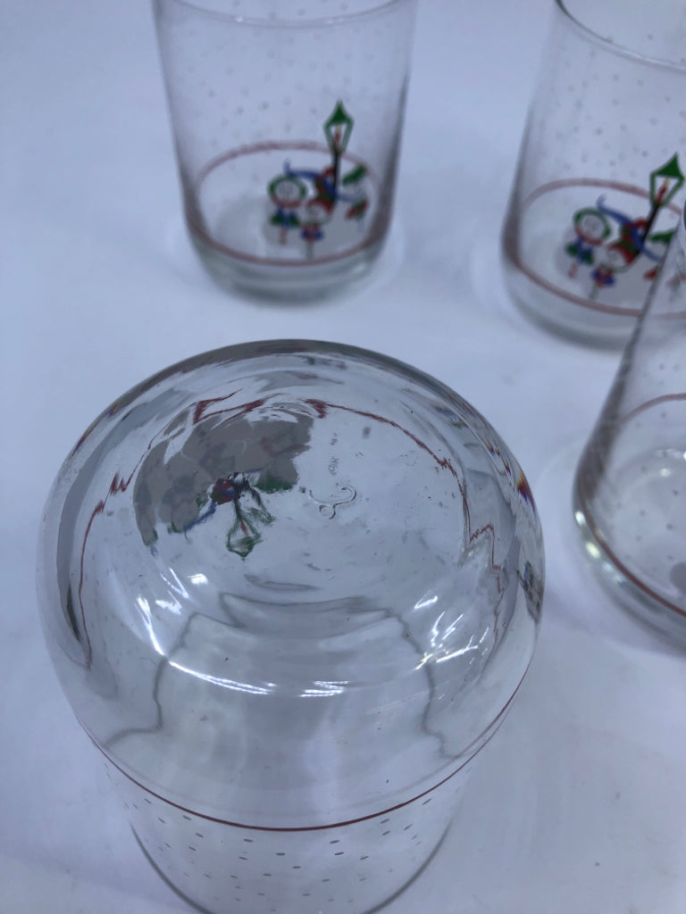 4 CAROLING SNOWMAN DRINK GLASSES.