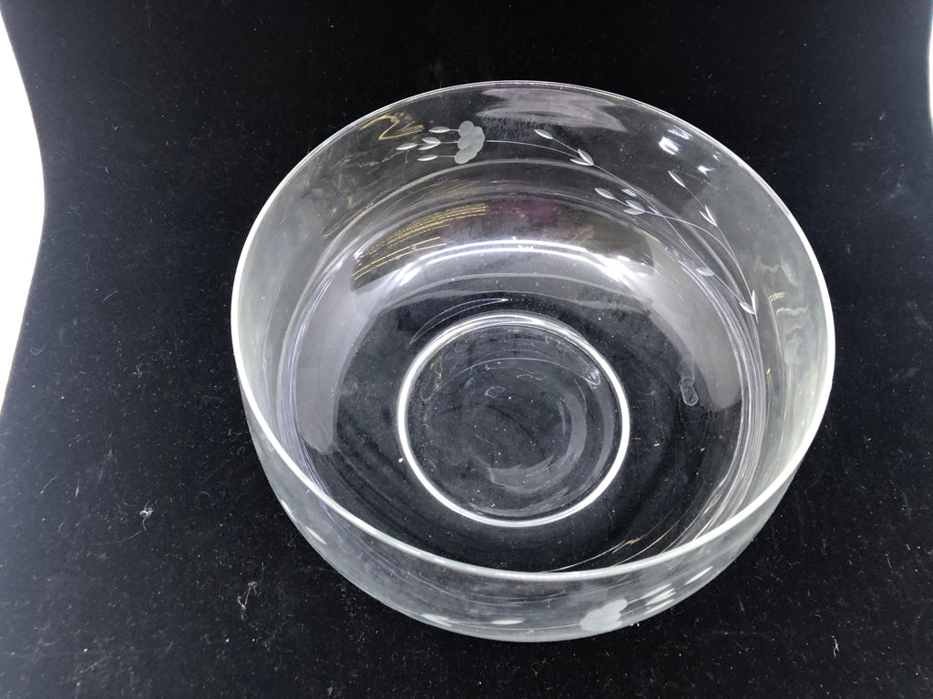 PRINCESS HOUSE ETCHED SERVING BOWL.