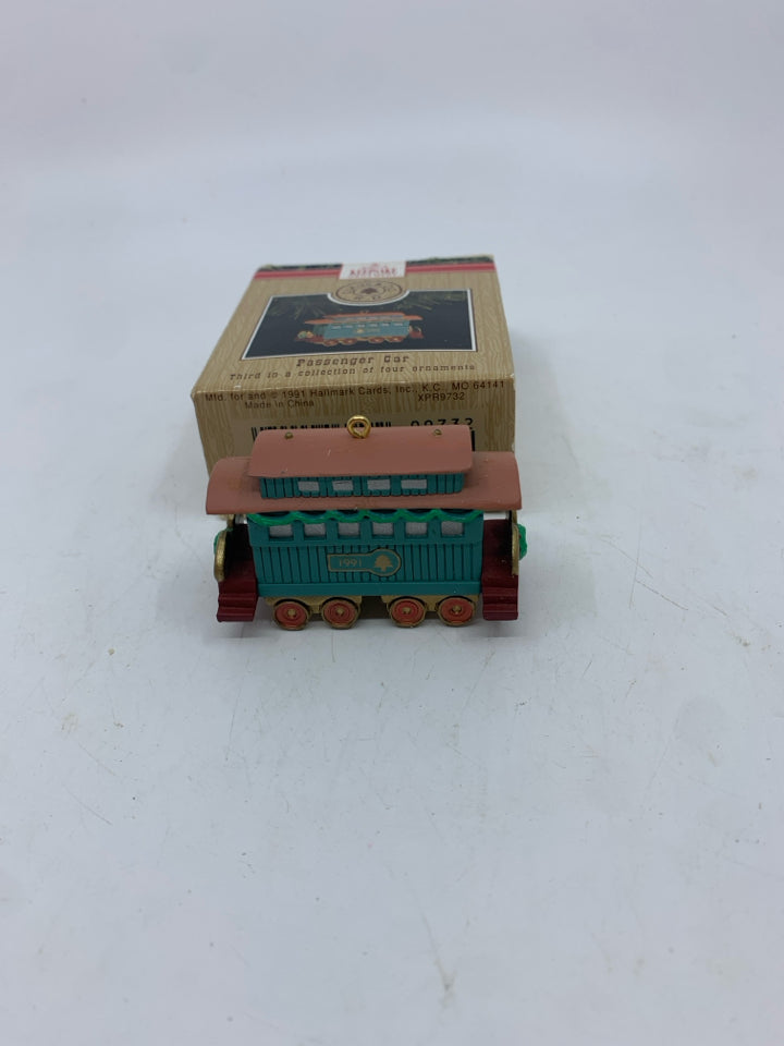 HALLMARK PASSENGER CAR ORNAMENT IN BOX.