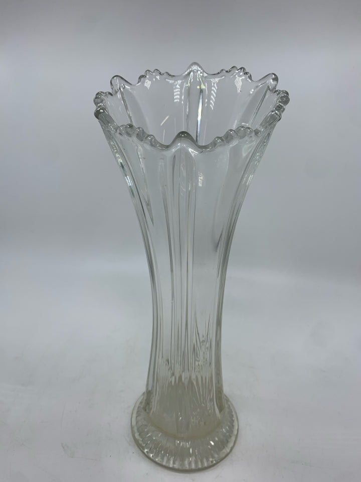 CUT GLASS RIBBED VASE W/RUFFLE TOP.
