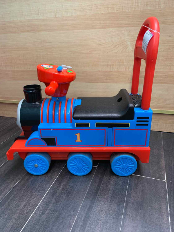 Thomas THE TRAIN Engine Ride-On Activity Train