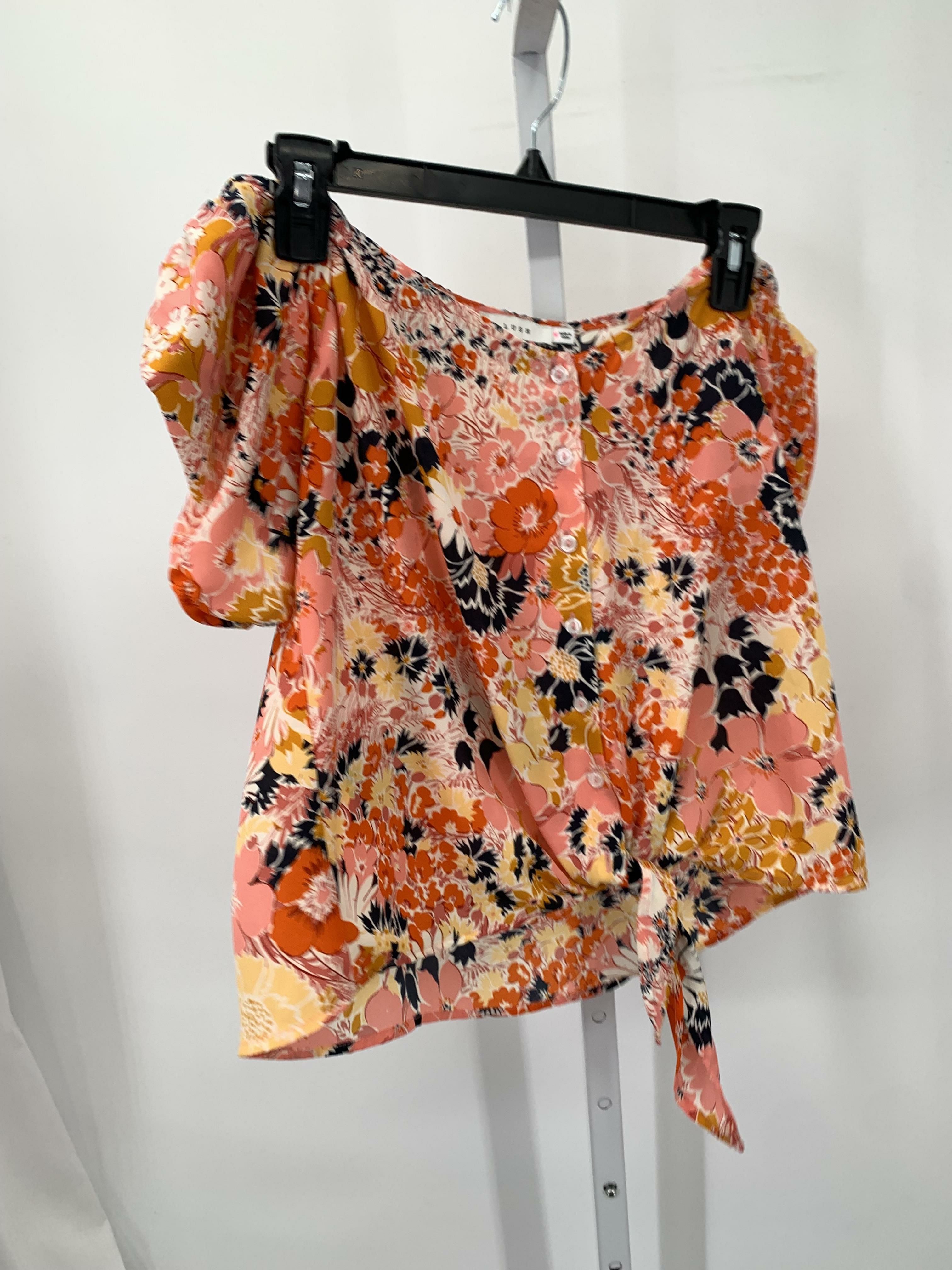 Lush Size Medium Juniors Short Sleeve Shirt