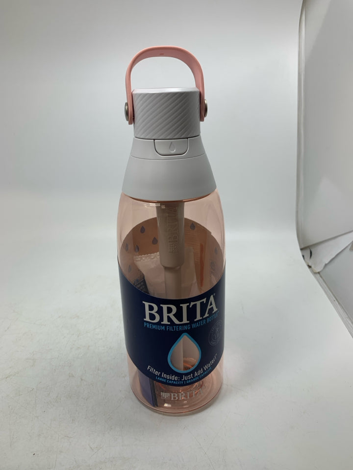 NEW BRITA PREMIUM FILTERING WATER BOTTLE.