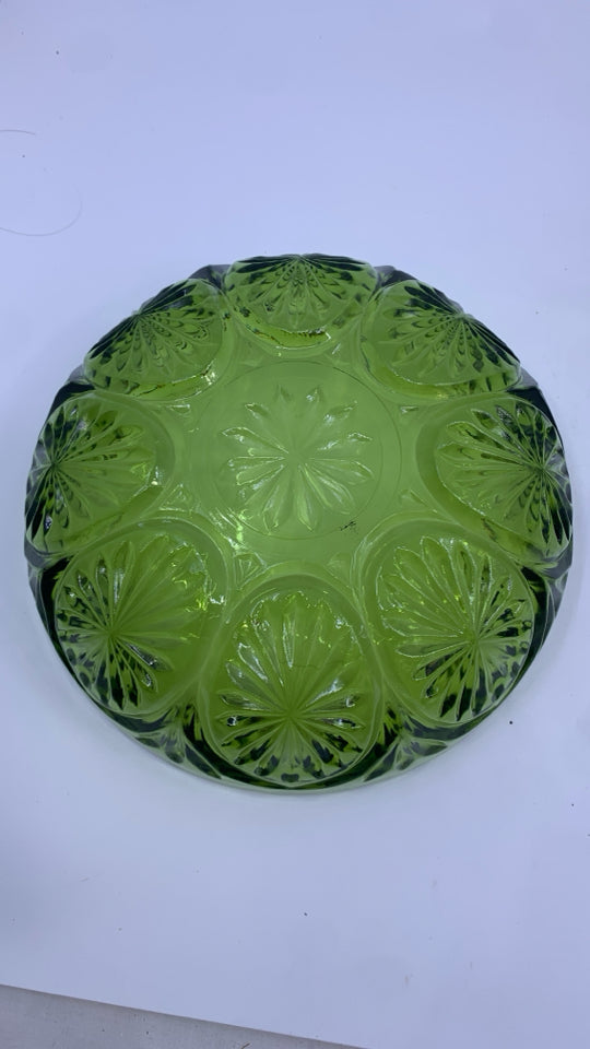 VTG GREEN GLASS SERVING BOWL W/ OVAL DESIGNS.